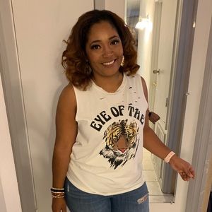 Meet your Posher, Tasha and Pay.